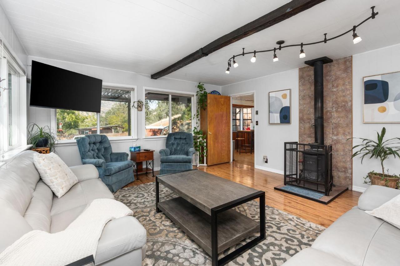 Views, Hot Tub, Outdoor Shower, 15M From Sequoia Three Rivers Luaran gambar